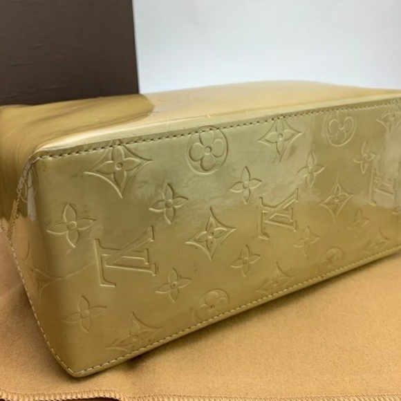 Louis Vuitton Reade ⛔NO LONGER AVAILABLE ⛔ - Picture 9 of 16